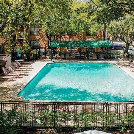 The Reside Fully Furnished Condos - Medical Stays Welcome Хюстън Екстериор снимка