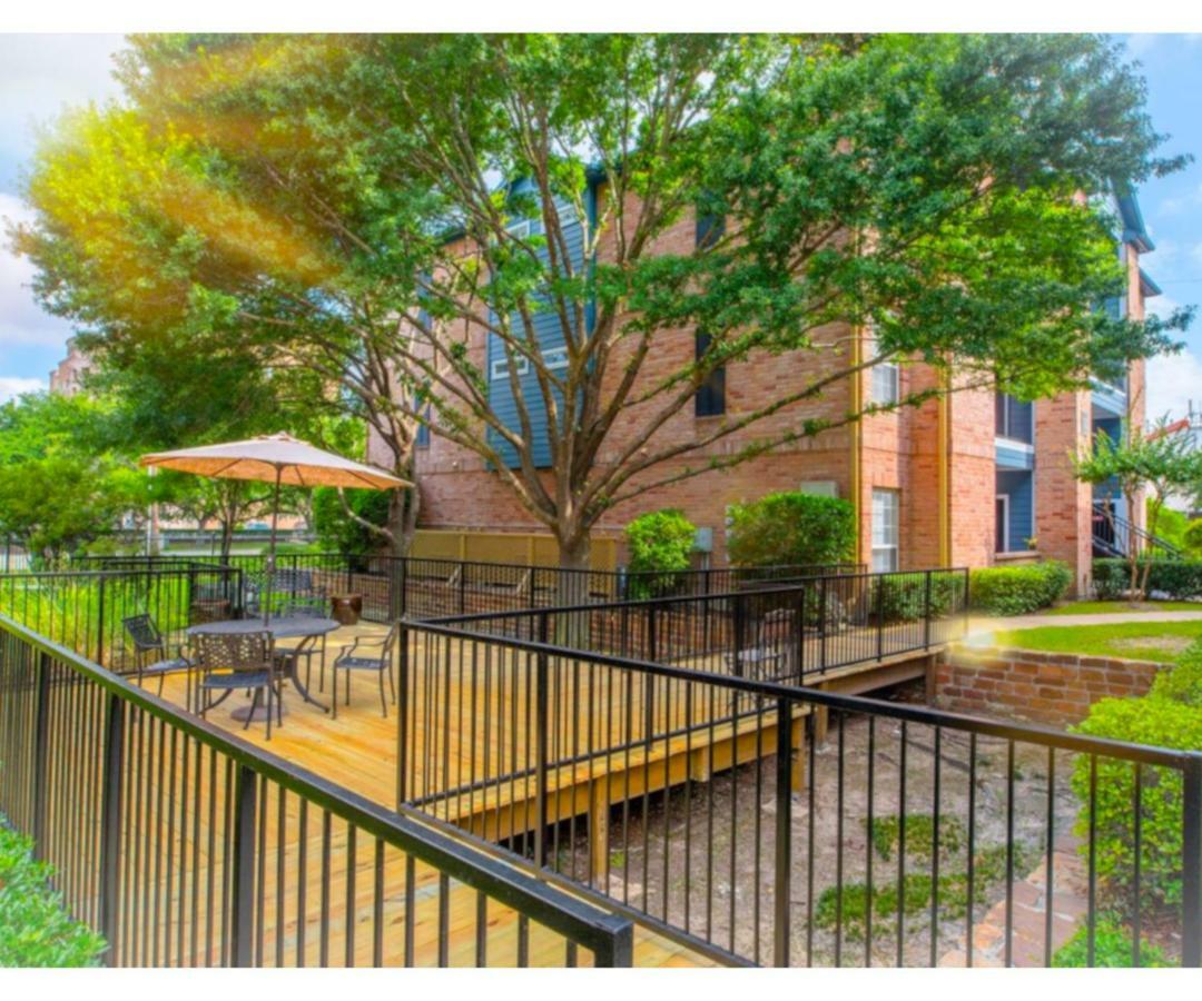 The Reside Fully Furnished Condos - Medical Stays Welcome Хюстън Екстериор снимка